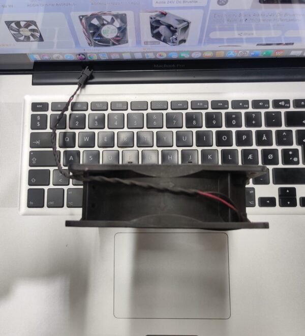 120x120x38mm 24v Dc Cooling Fan - Image 3